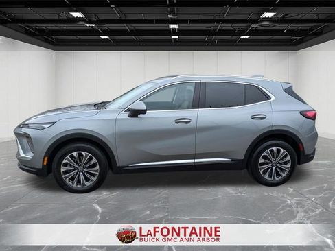 Certified 2024 Buick Envision Preferred image 2