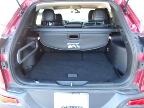 Used 2014 Jeep Cherokee Limited image 24