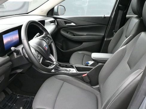 Used 2025 Buick Encore GX Preferred FWD image 19