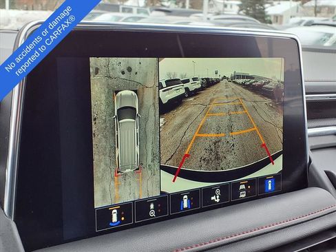 Used 2023 Chevrolet Suburban RST w/ Luxury Package image 28