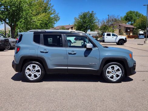 Used 2018 Jeep Renegade Limited w/ UConnect 8.4 Nav Group FWD image 2