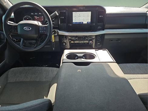 Used 2025 Ford F250 XLT AWD/4WD image 15