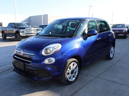 Used 2018 FIAT 500L Pop w/ Popular Equipment Group image 3