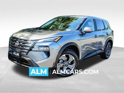 Used 2025 Nissan Rogue SV