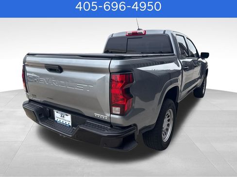 Used 2024 Chevrolet Colorado W/T w/ WT Convenience Package II RWD image 4