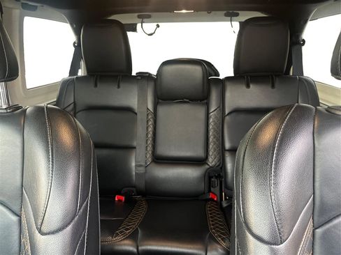 Used 2021 Jeep Wrangler Unlimited Sahara image 14