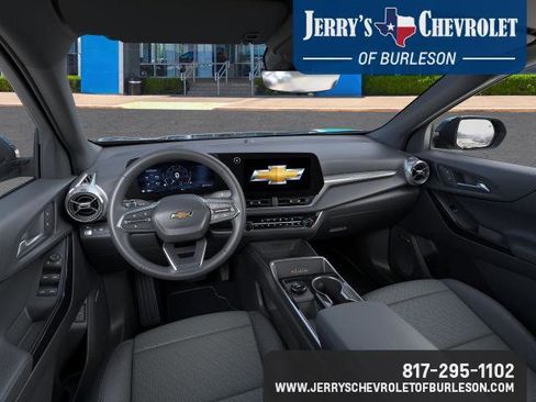 New 2026 Chevrolet Equinox LT FWD image 17