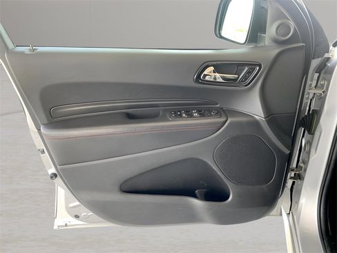 Used 2024 Dodge Durango GT image 11