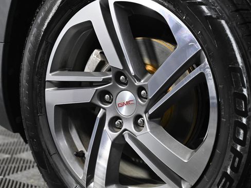 Used 2019 GMC Terrain SLT w/ Preferred Package image 31