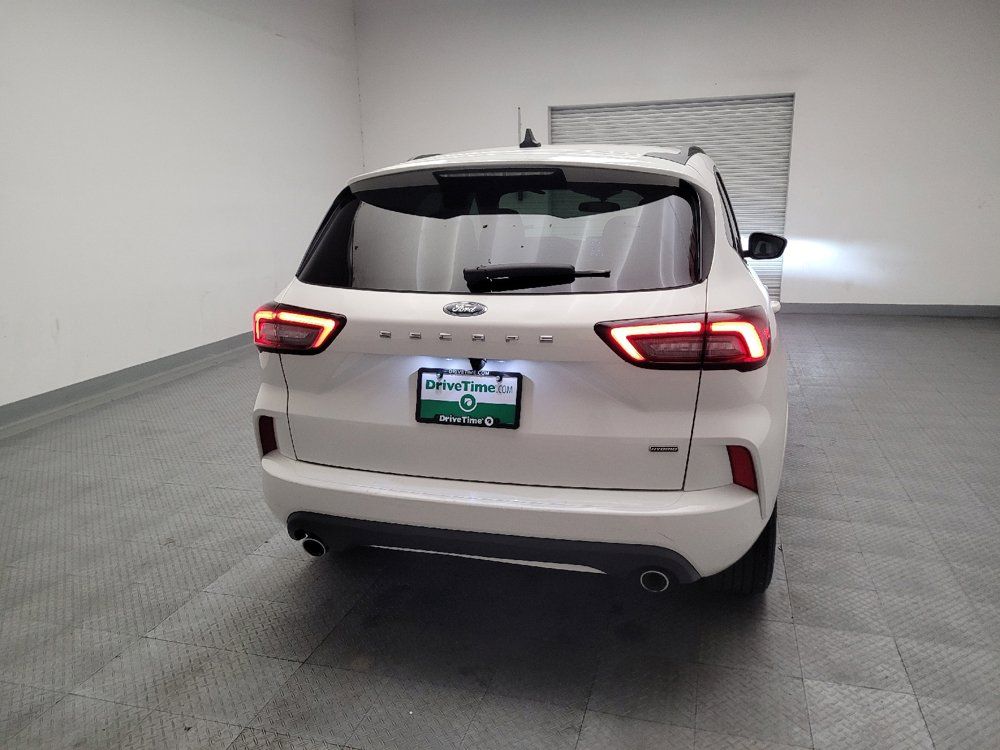 Used 2023 Ford Escape ST-Line w/ Equipment Group 301A FWD image 7