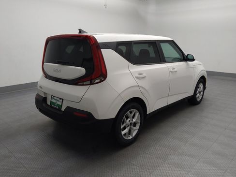 Used 2022 Kia Soul LX w/ Technology Package FWD image 9
