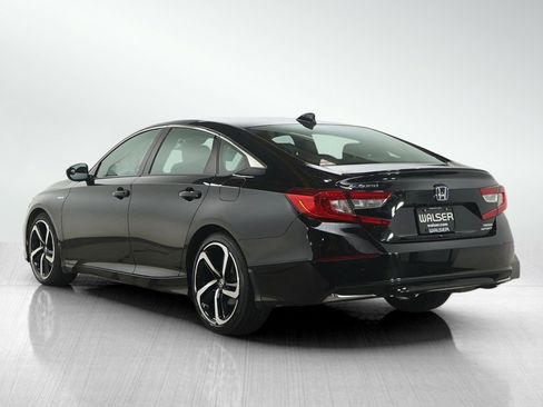 Used 2022 Honda Accord Sport image 3