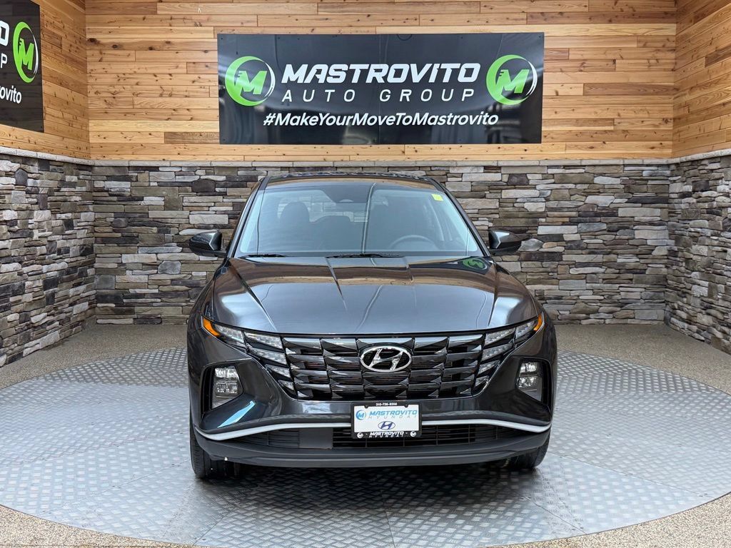 Used 2024 Hyundai Tucson SE AWD/4WD image 3