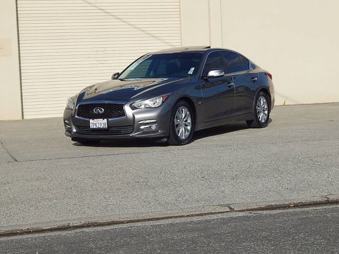 Used 2015 INFINITI Q50 Premium w/ Navigation Package RWD image 1