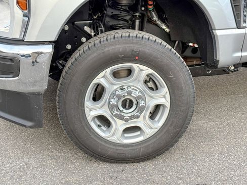 New 2026 Ford F250 XLT w/ Snow Plow Prep Package image 12