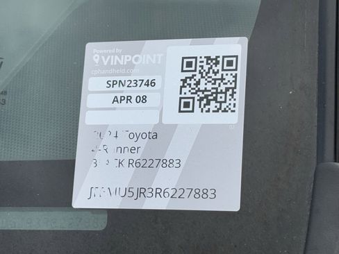 Used 2024 Toyota 4Runner SR5 AWD/4WD image 30