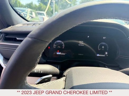 Certified 2023 Jeep Grand Cherokee Limited AWD/4WD image 14
