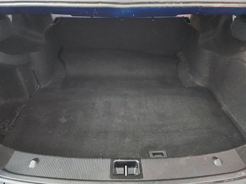 Used 2013 Mercedes-Benz C 250 Sedan image 36