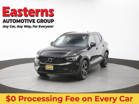 Used 2024 Volvo XC40 B5 Core AWD/4WD image 55
