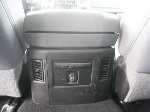 Used 2019 RAM 1500 Big Horn image 28