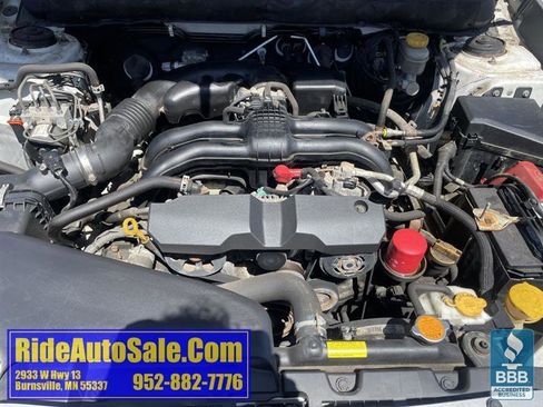 Used 2014 Subaru Outback 2.5i Limited w/ Moonroof Package AWD/4WD image 23