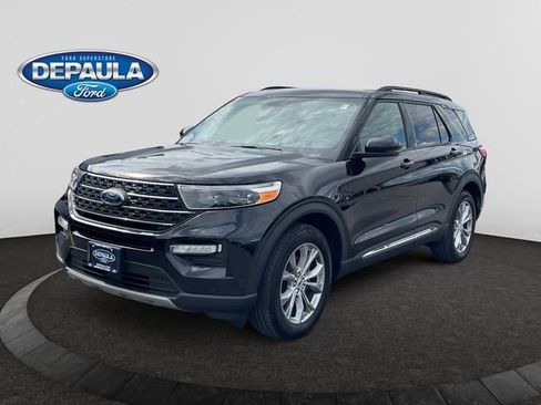 Used 2023 Ford Explorer XLT w/ Equipment Group 202A AWD/4WD image 1