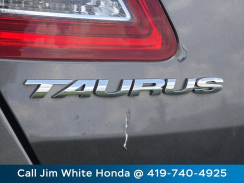 Used 2014 Ford Taurus SEL w/ Equipment Group 201A AWD/4WD image 11