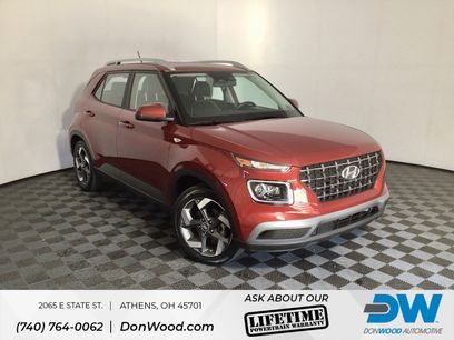 Used 2023 Hyundai Venue Limited w/ Cargo Package