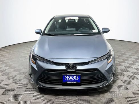 Certified 2025 Toyota Corolla LE FWD image 2