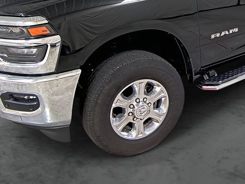 Used 2025 RAM 2500 Big Horn AWD/4WD image 7