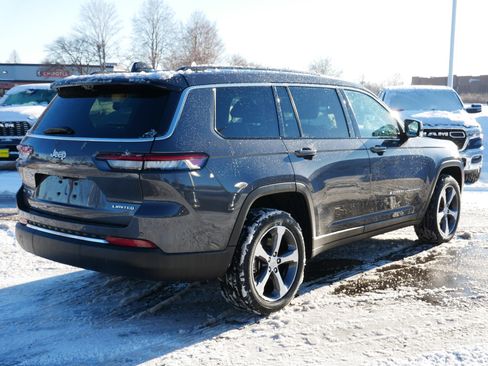 Used 2023 Jeep Grand Cherokee L Limited w/ Luxury Tech Group II image 7