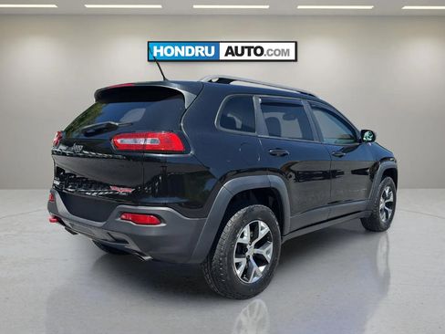 Used 2014 Jeep Cherokee Trailhawk w/ Cold Weather Group AWD/4WD image 4