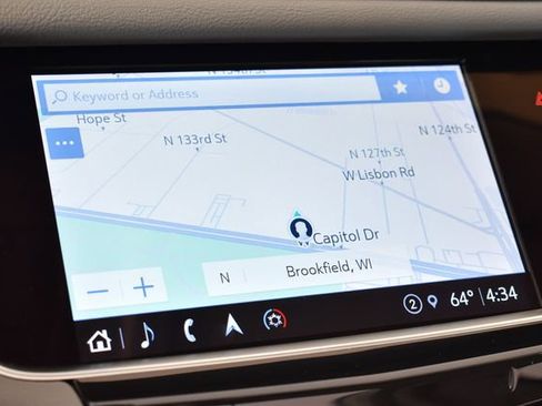 Used 2022 Cadillac XT5 Premium Luxury w/ LPO, Floor Liner Package AWD/4WD image 29