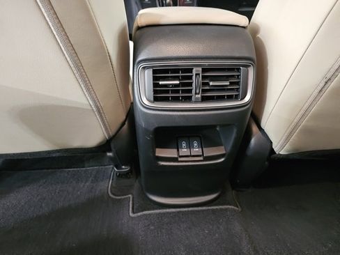 Used 2022 Honda CR-V Touring image 37