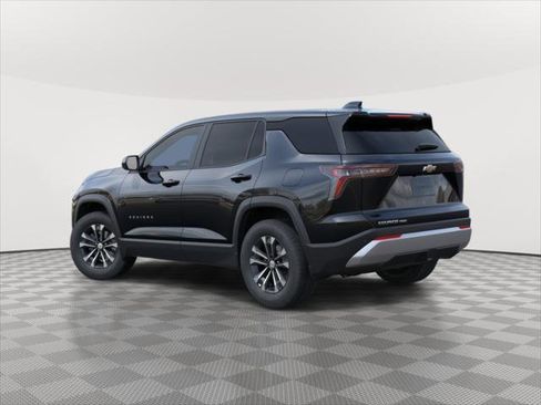 New 2026 Chevrolet Equinox LT w/ Convenience Package II image 3