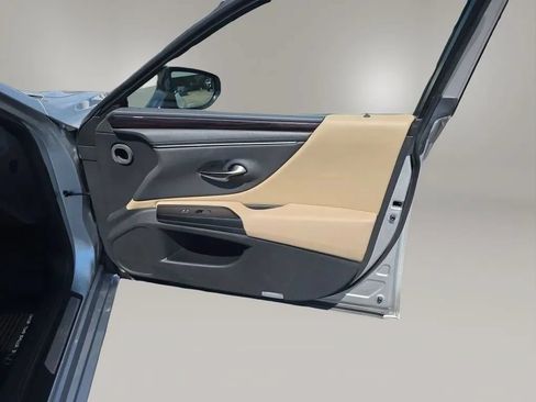 Used 2020 Lexus ES 350 w/ Accessory Package FWD image 50