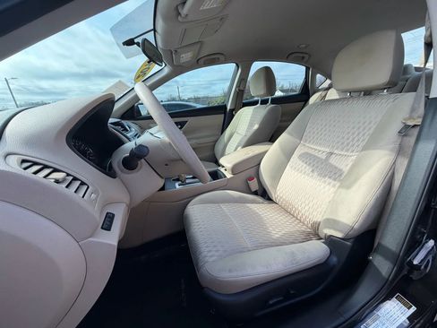 Used 2016 Nissan Altima 2.5 S w/ Power Driver Seat Package image 19