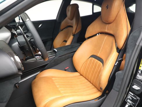 Certified 2026 Ferrari Purosangue AWD/4WD image 17