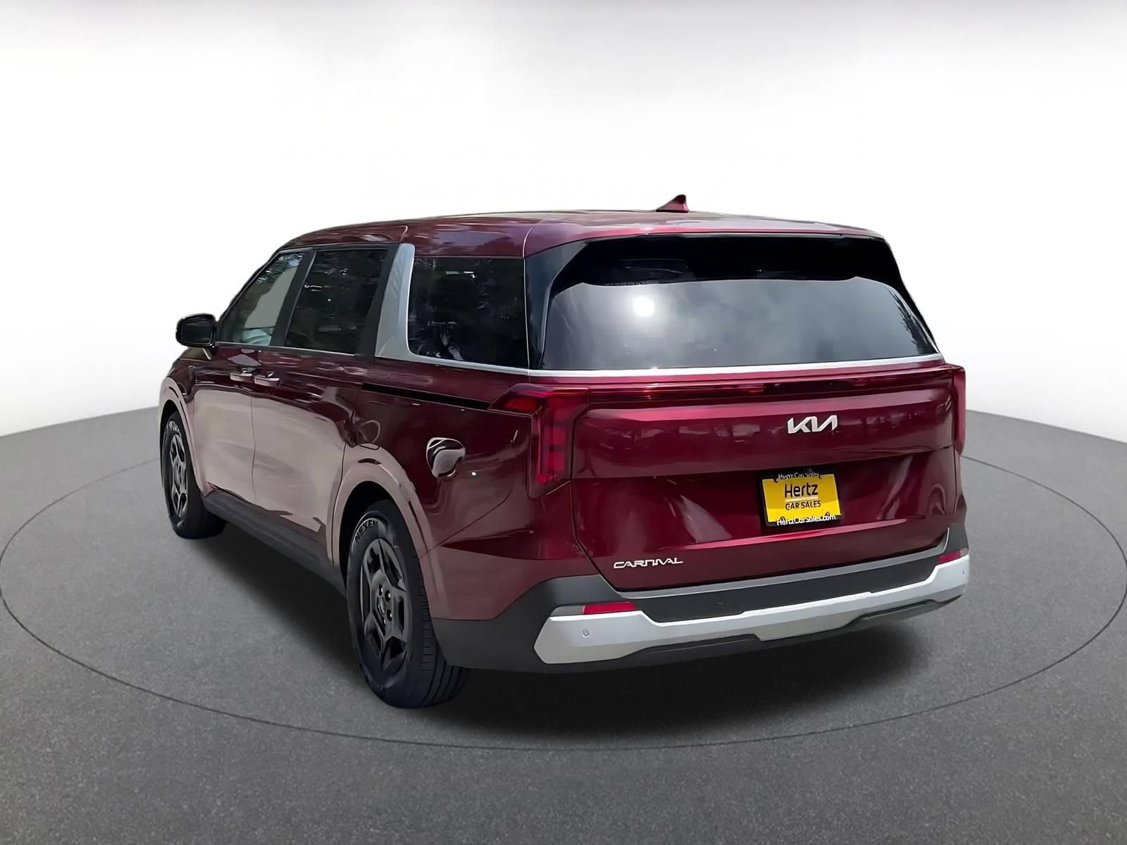 Used 2026 Kia Carnival FWD image 10