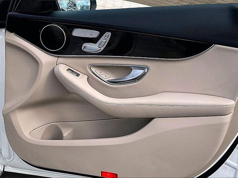 Used 2018 Mercedes-Benz C 300 Sedan w/ Premium Package image 18