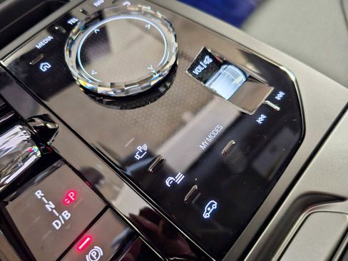 New 2026 BMW iX M70 image 20