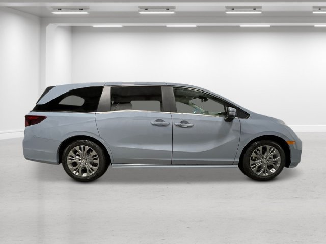 New 2027 Honda Odyssey Touring image 2
