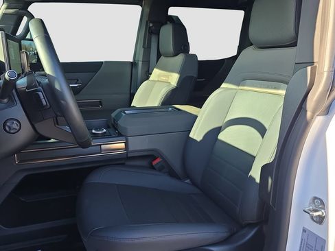Used 2025 GMC Hummer EV 2X AWD/4WD image 9