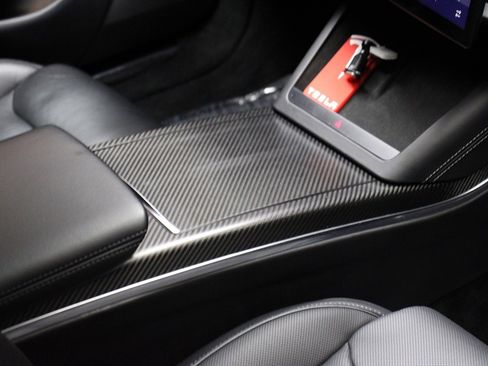Used 2022 Tesla Model S Plaid AWD/4WD image 25