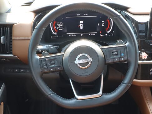 Used 2023 Nissan Pathfinder Platinum w/ Cargo Package AWD/4WD image 14