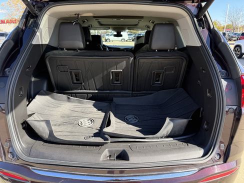 Used 2021 Buick Enclave Avenir w/ Avenir Technology Package image 7
