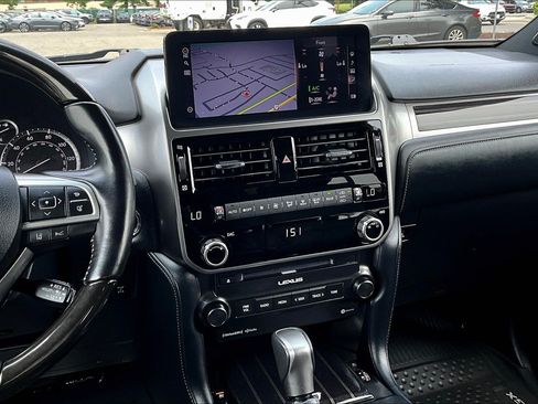 Used 2023 Lexus GX 460 Premium w/ Premium Package AWD/4WD image 6