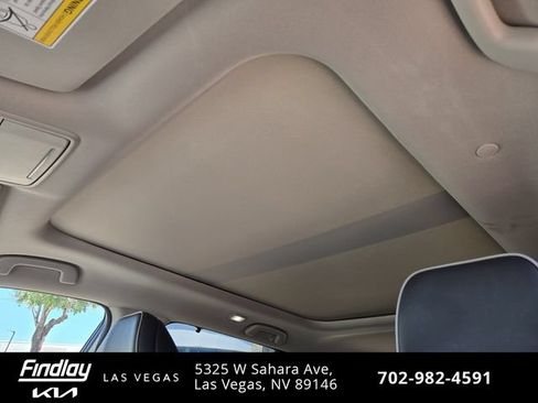 Used 2023 Honda Pilot Elite image 12