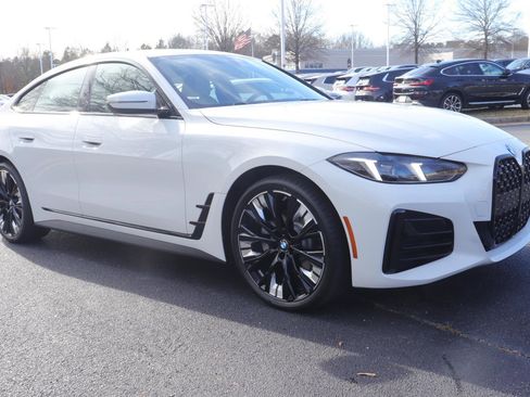 New 2026 BMW 430i w/ M Sport Package image 3