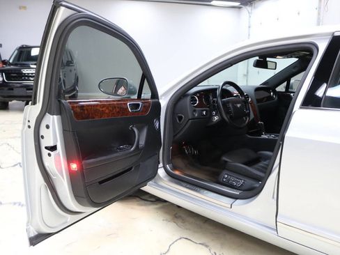 Used 2006 Bentley Flying Spur Flying Spur image 76